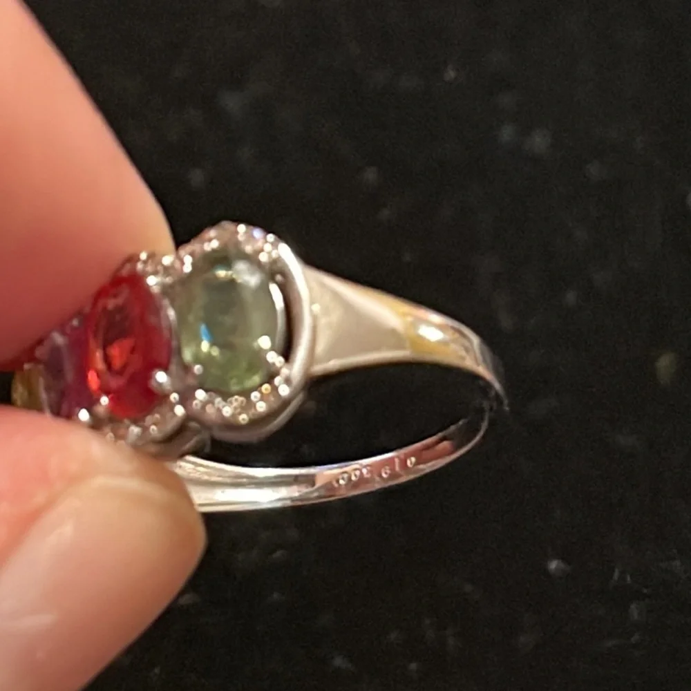 Natural Multi Color Sapphire 3ctw & Diamond 0.19ctw 18kt White Gold Ring S5.45
